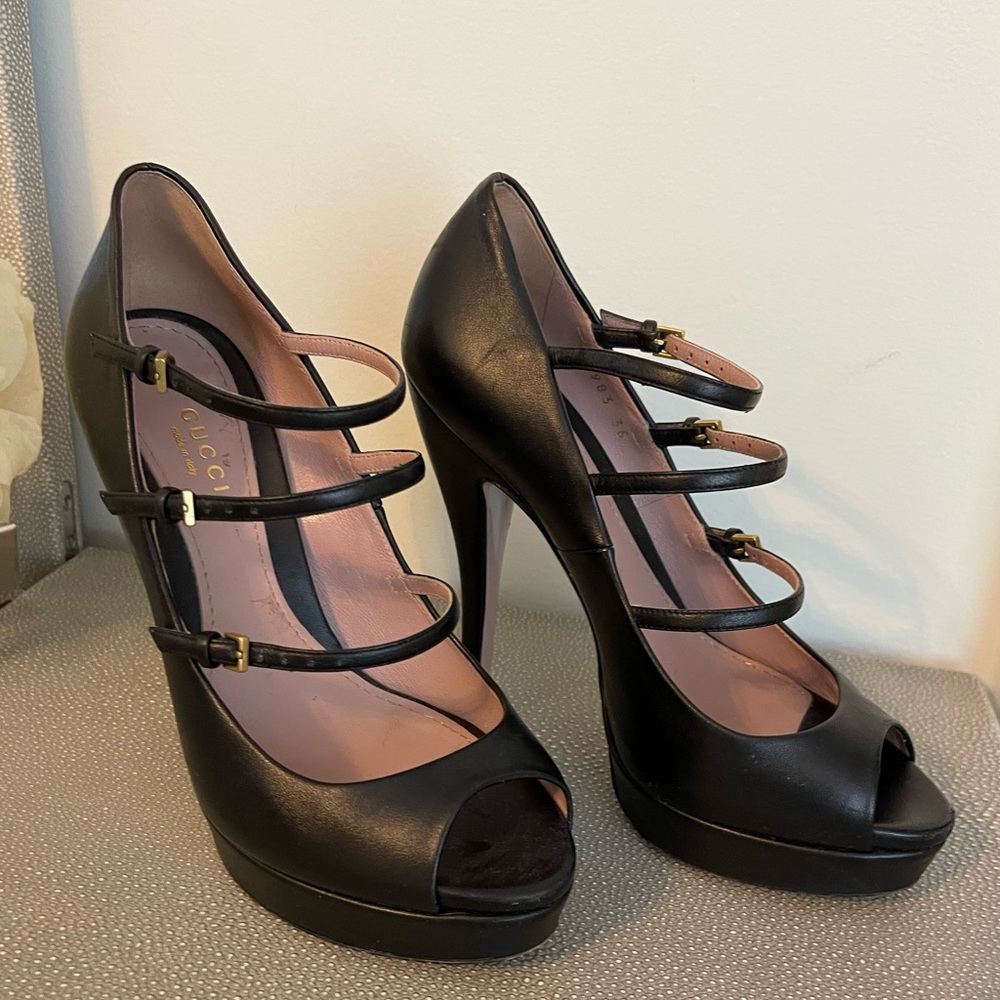 Gucci Heels size 36
